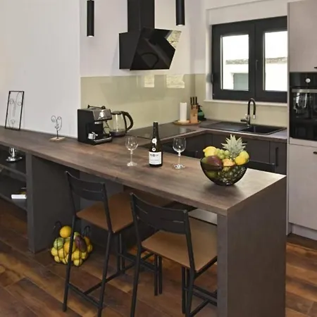 Luxury Farmosa Lejlighed Slatine