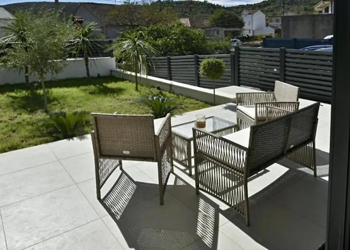 Luxury Farmosa Lejlighed Slatine